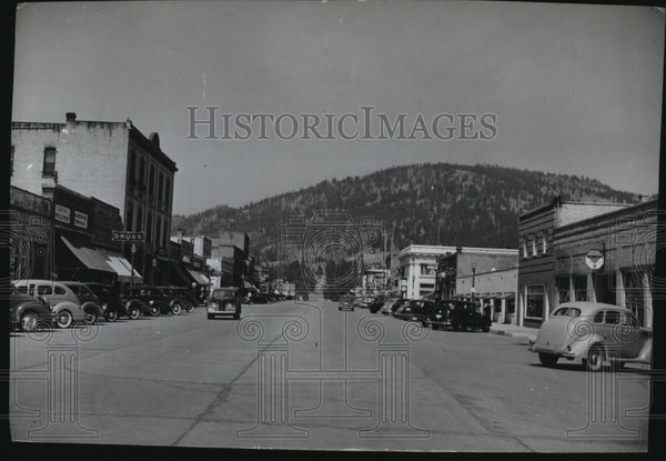 1940 Press Photo Cars parked long downtown street, Colville, Washington ...