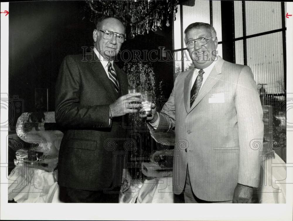 Press Photo A. Raymond Tye and Emilio J. Sibili at Chez Josef Party - sra07392- Historic Images