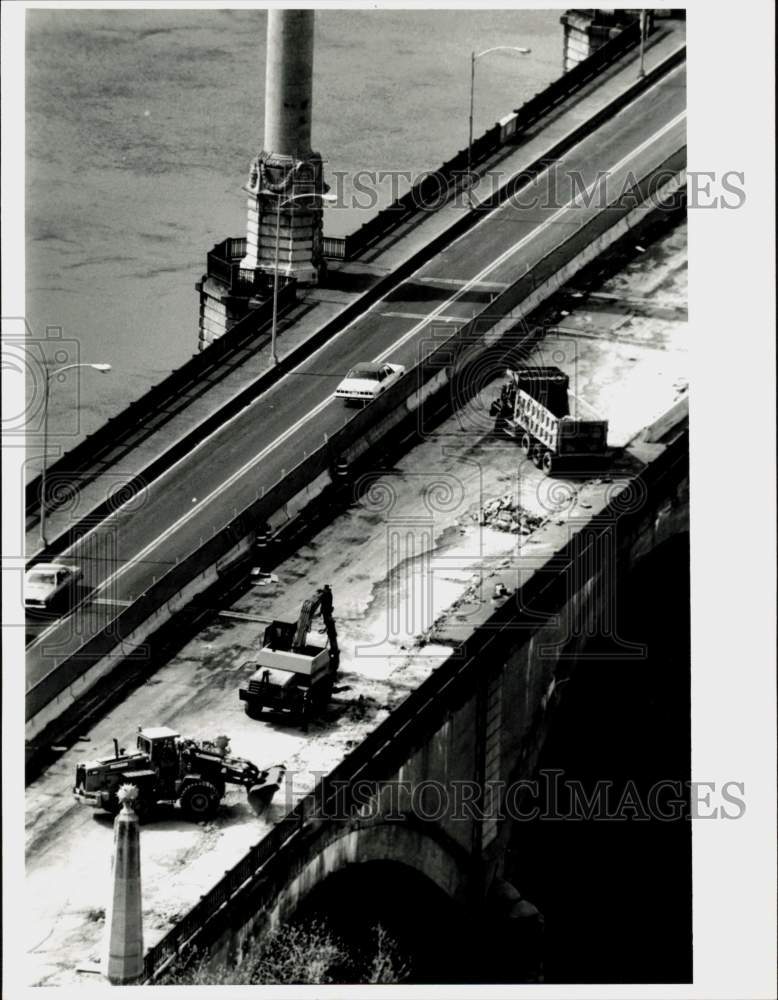 1991 Press Photo Memorial Bridge Construction viewed from Bank Bank Tower- Historic Images