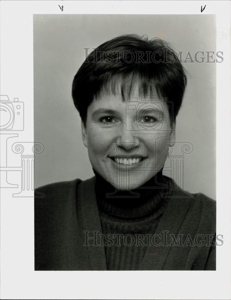 1992 Press Photo Hatfield Library Trustee Halina Wilkes - sra10274- Historic Images