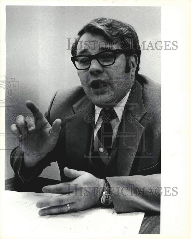 Press Photo Citizens for Limited Taxation chairman, Donald Cassidy - sra13706- Historic Images