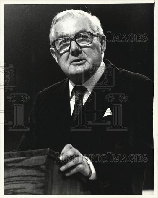 1978 Press Photo Britain's Prime Minister James Callaghan speaks in Brighton- Historic Images