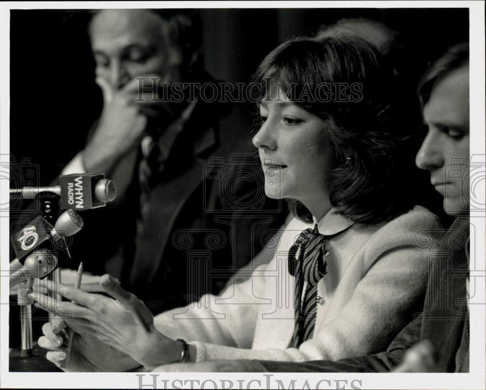 1983 Press Photo Beverly Shewchuck testifies at Chicopee Fluoridation hearing.- Historic Images