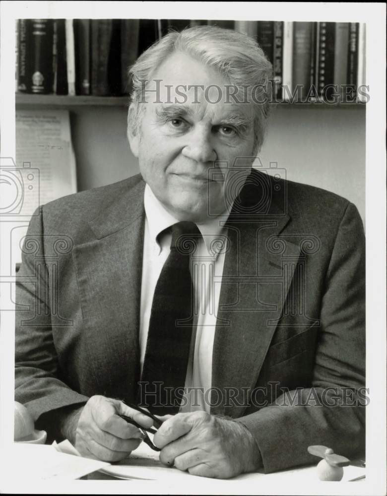 1989 Press Photo CBS New Correspondent Andy Rooney - sra24521- Historic Images