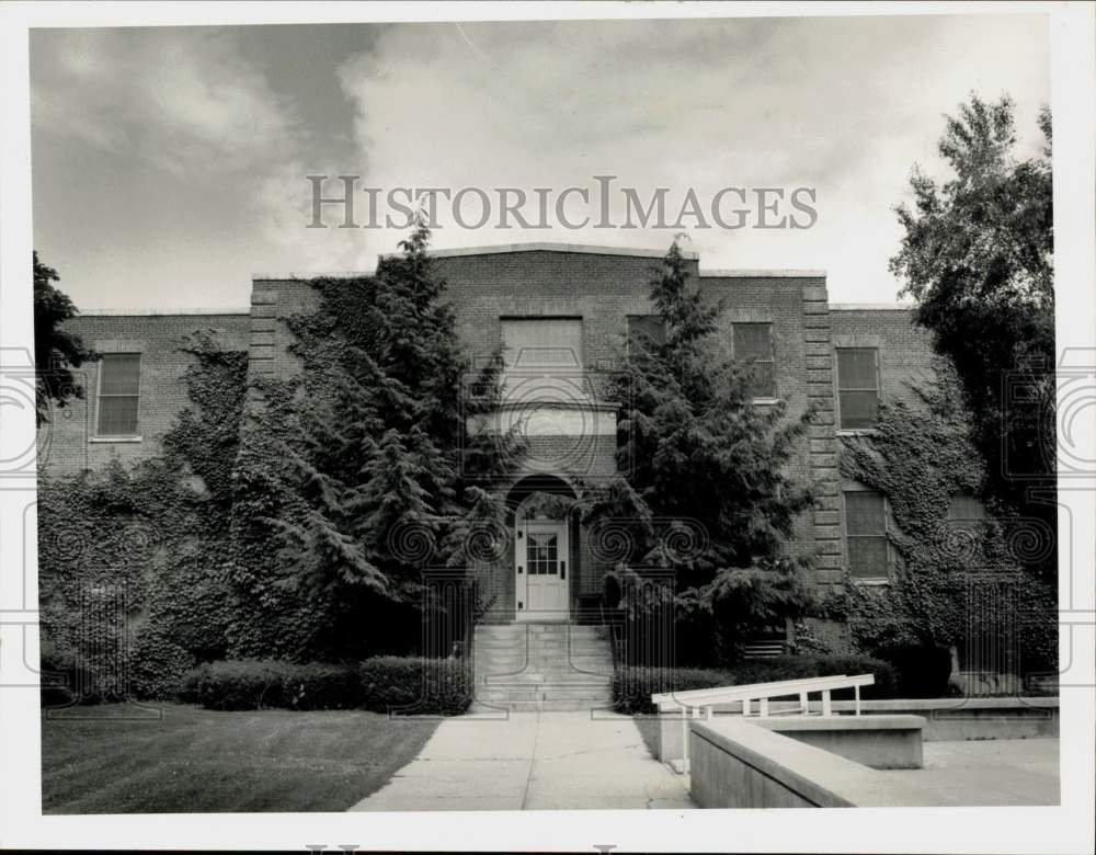 1985 Press Photo AP Building at Northampton State Hospital - sra24995- Historic Images