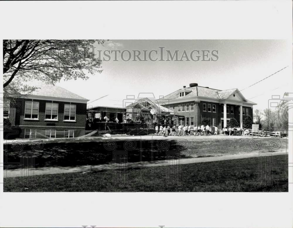 Press Photo Construction work at Northfield Elementary School, Massachusetts- Historic Images