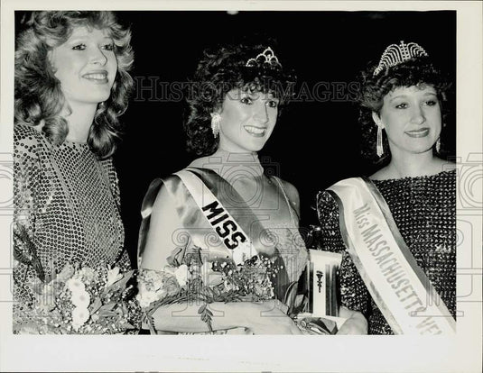 1984 Press Photo Pam Griffin, Miss Massachusetts Venus Lynn Mallette, & Kim Shea- Historic Images
