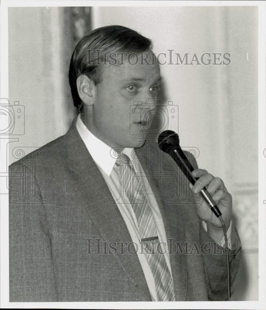 1992 Press Photo Lawrence Jasak, Tax Collection Candidate in Palmer - sra32377- Historic Images