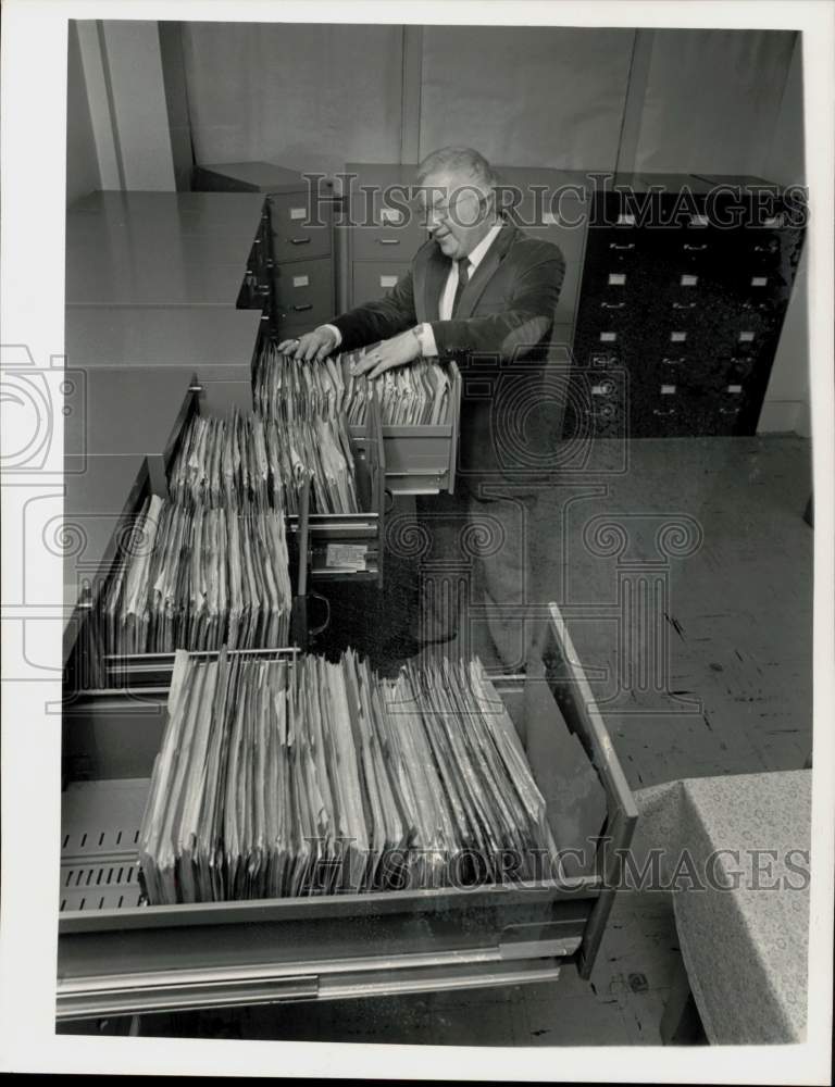 1984 Press Photo James Kane, Bureau of Pupil Services, Springfield, MA- Historic Images