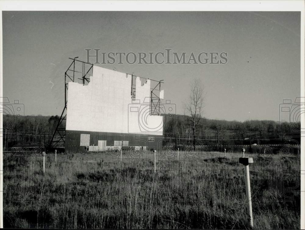 1988 Press Photo View of Lanesboro Drive-In movie on Route 7. - sra33536- Historic Images