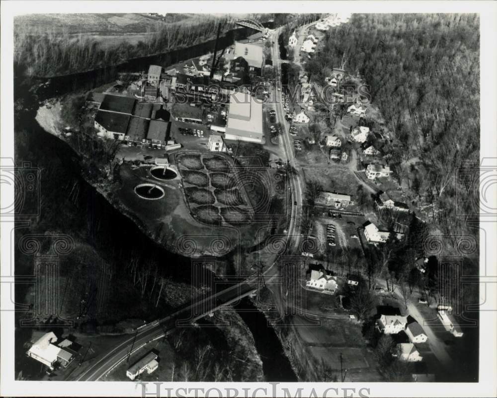 Press Photo Aerial view of The Kendall Company&#39;s Grisvoldville plant.- Historic Images