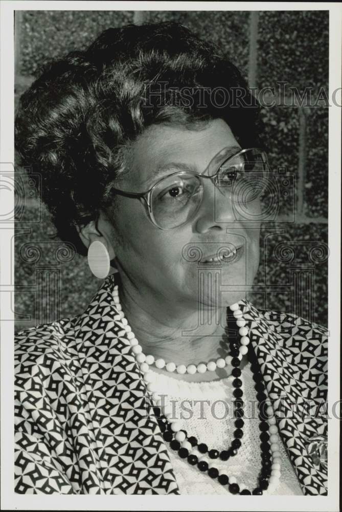 1987 Press Photo Evelyn Gunn, teacher at New North School in Springfield.- Historic Images