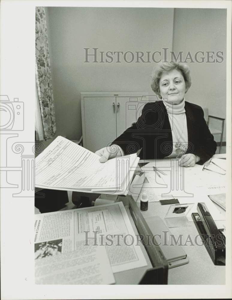 1983 Press Photo Janet Gibson, businesswoman from Massachusetts. - sra38021- Historic Images