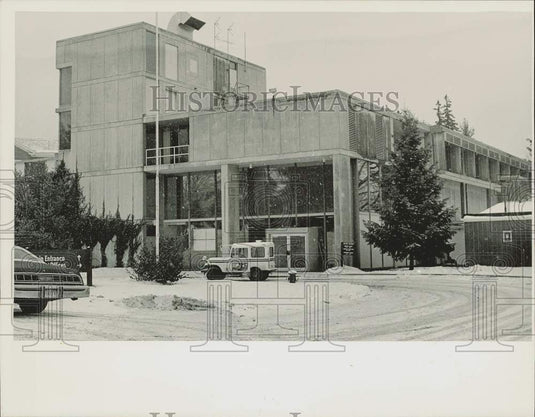 1985 Press Photo Exterior view of Mary Lane Hospital in Ware, Massachusetts.- Historic Images
