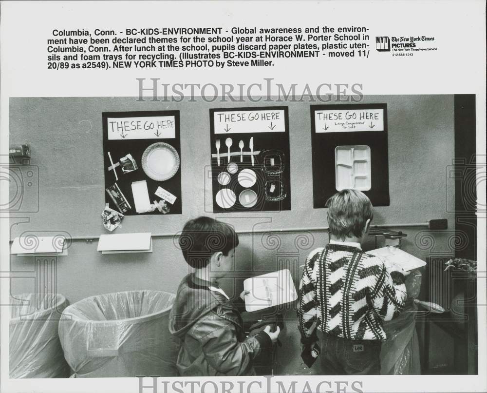 1989 Press Photo Pupils Recycle Lunch Items at Columbia, Connecticut School- Historic Images