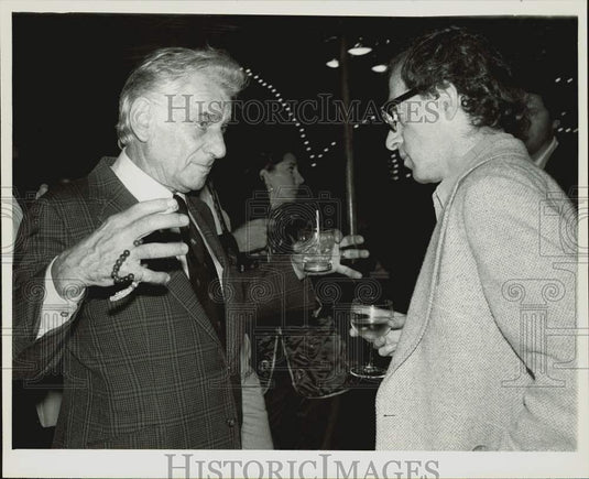 1977 Press Photo Leonard Bernstein & Woody Allen at "Julia" Film Afterparty, NYC- Historic Images