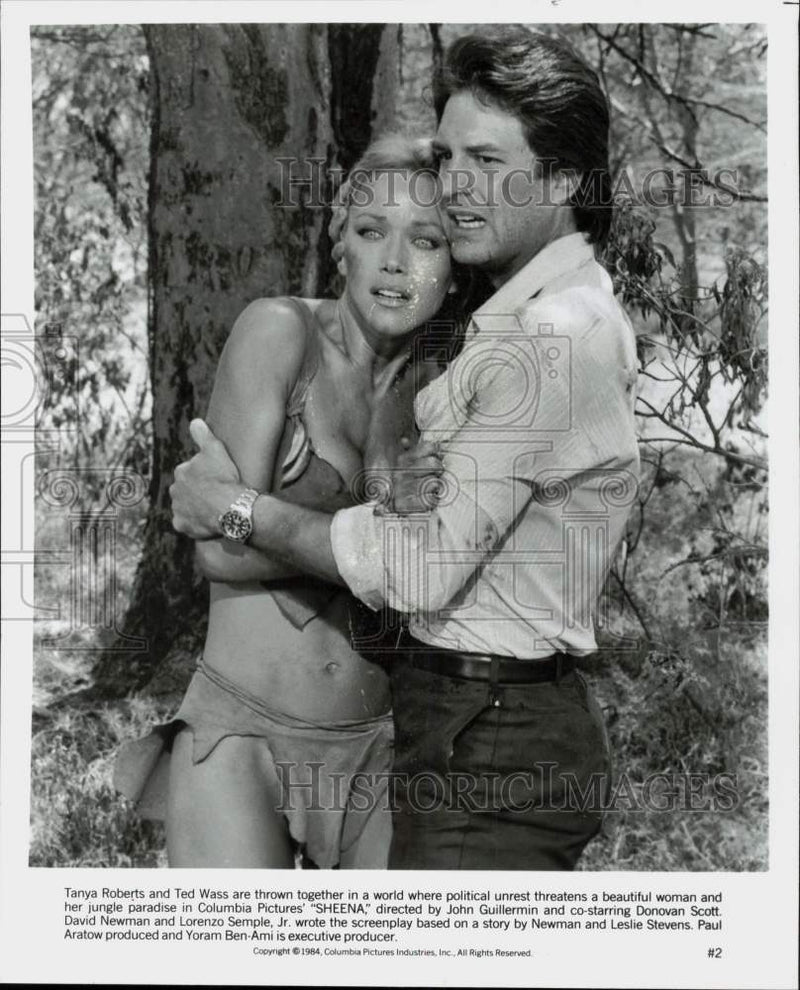 Load image into Gallery viewer, 1984 Press Photo Tanya Roberts, Ted Wass in "Sheena" Movie - srp04974
