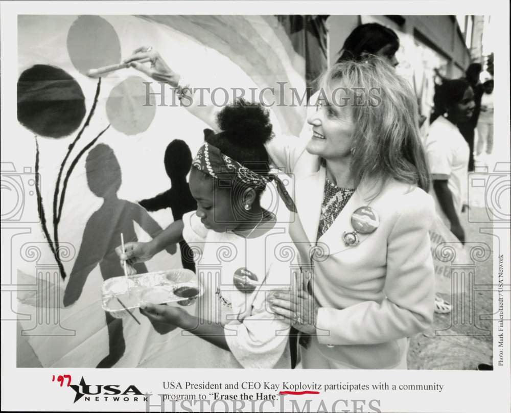 Press Photo USA President and CEO Kay Koplovitz Participates in &quot;Erase the Hate&quot;- Historic Images