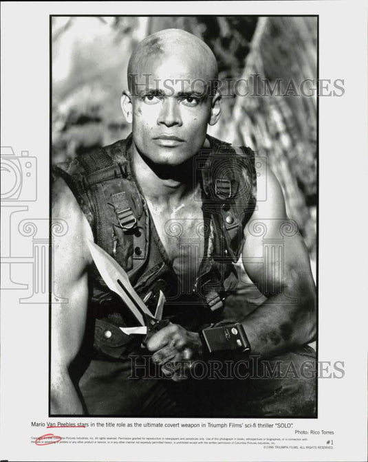 1996 Press Photo Actor Mario Van Peebles in "Solo" - srp13210- Historic Images
