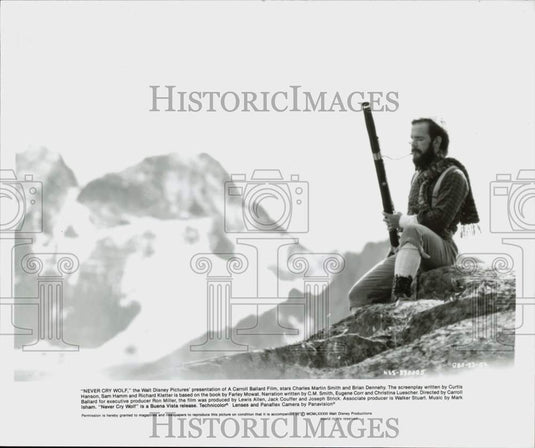 1983 Press Photo Hunter in "Never Cry Wolf" Movie - srp24506- Historic Images