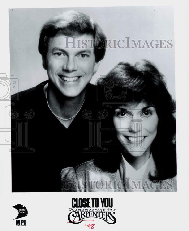 Load image into Gallery viewer, 1998 Press Photo The Carpenters in "Close to You: Remembering The Carpenters"
