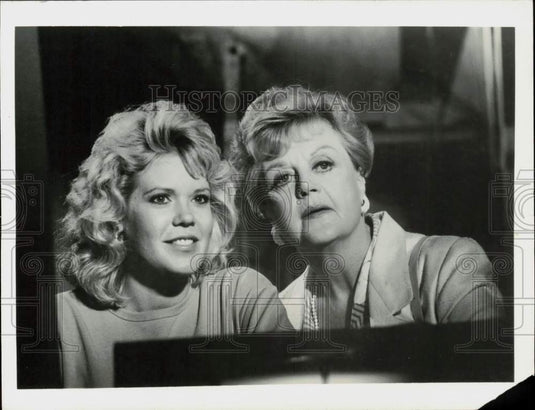 1986 Press Photo Angela Lansbury, Christopher Norris on "Murder, She Wrote"- Historic Images