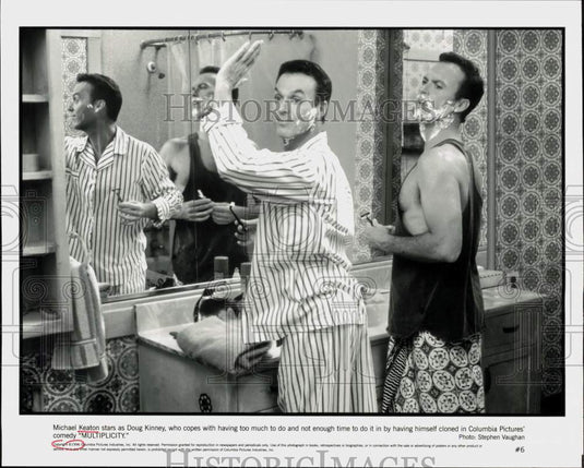1996 Press Photo Actor Michael Keaton in "Multiplicity" - srp27787- Historic Images