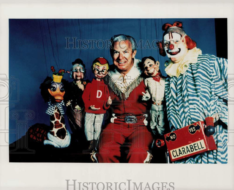 Load image into Gallery viewer, 1997 Press Photo "Buffalo" Bob Smith and Lou "Clarabell the Clown" Anderson
