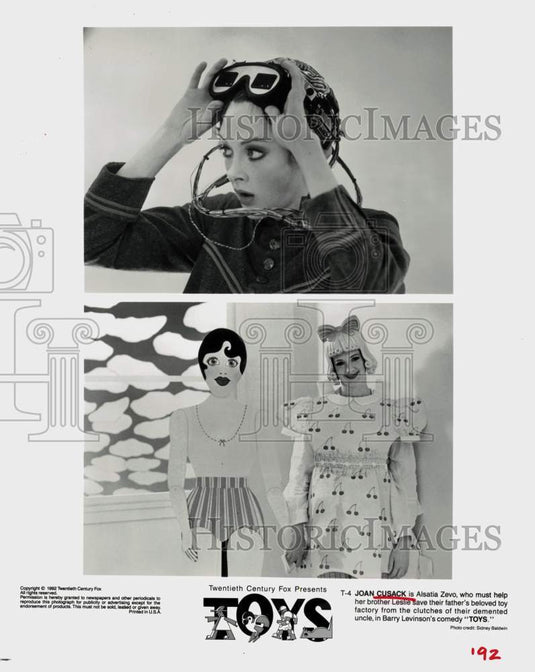 1992 Press Photo Actress Joan Cusack in "Toys" Movie - srp31696