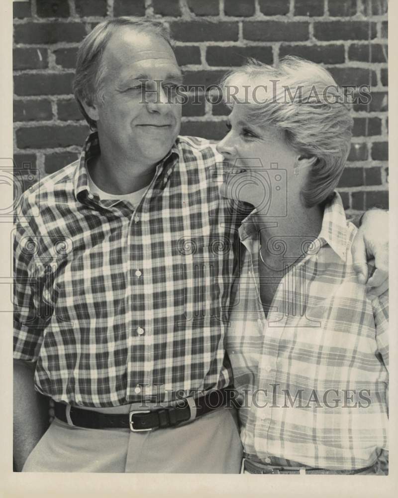 1986 Press Photo Howard Hesseman, Mariette Hartley in &quot;Silence of the Heart&quot;- Historic Images