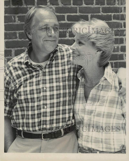 1986 Press Photo Howard Hesseman, Mariette Hartley in "Silence of the Heart"- Historic Images
