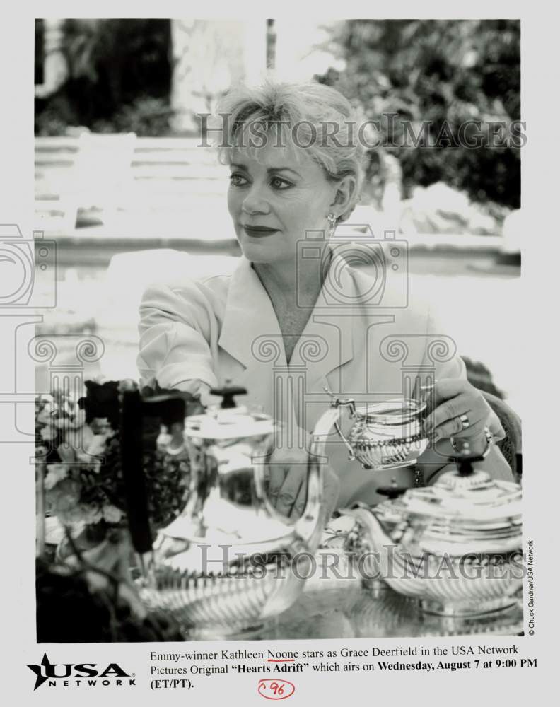 Load image into Gallery viewer, 1996 Press Photo Kathleen Noone in a scene from "Hearts Adrift," on USA Network.
