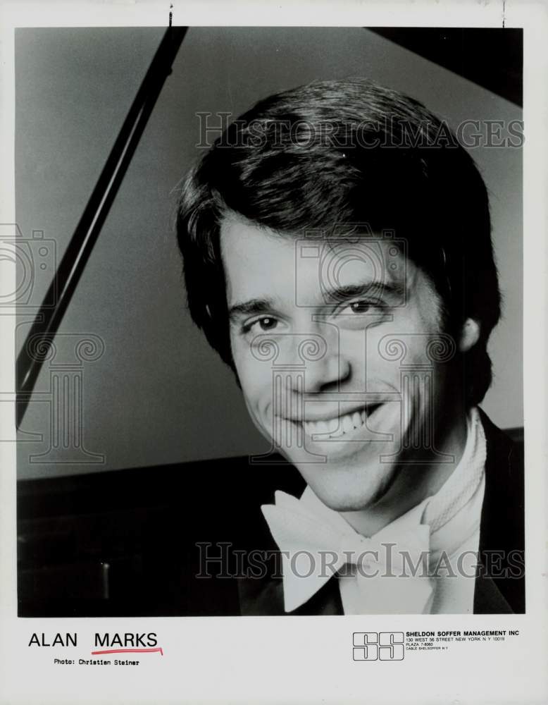 Load image into Gallery viewer, 1978 Press Photo Alan Marks, musical artist - srp36904
