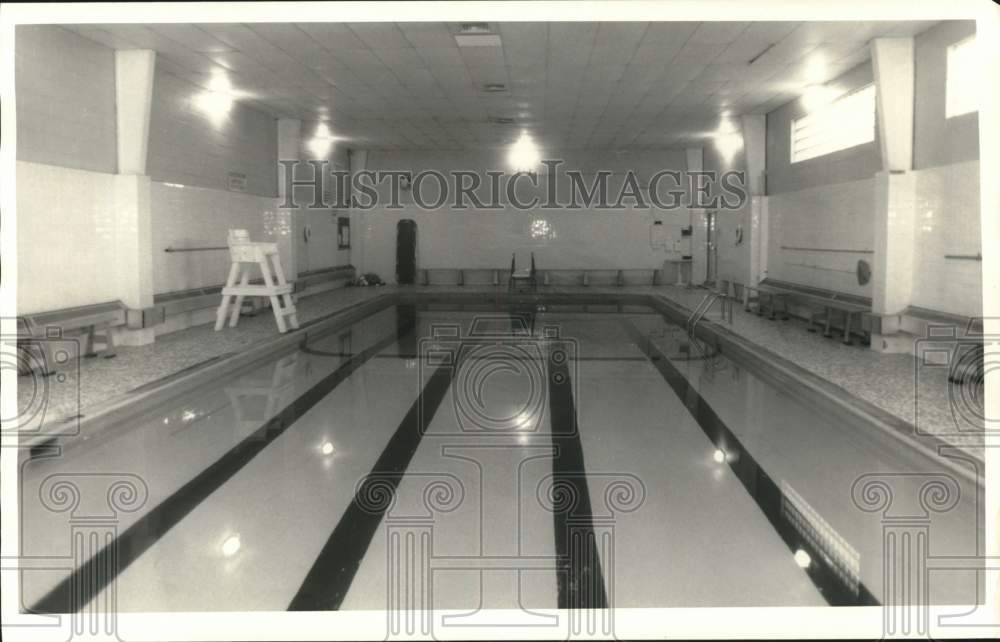 1986 Press Photo Over View of Solvay Geddes Community Youth Center Pool- Historic Images