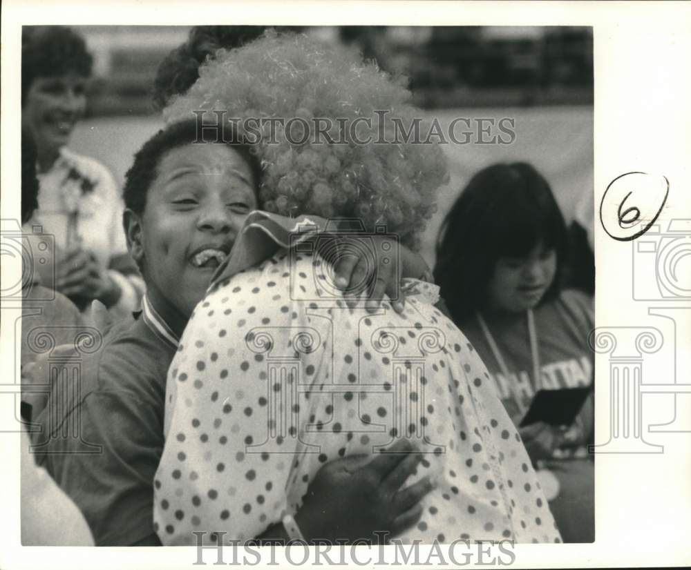 1985 Press Photo Patti Vaughn at New York Special Olympics at Carrier Dome- Historic Images