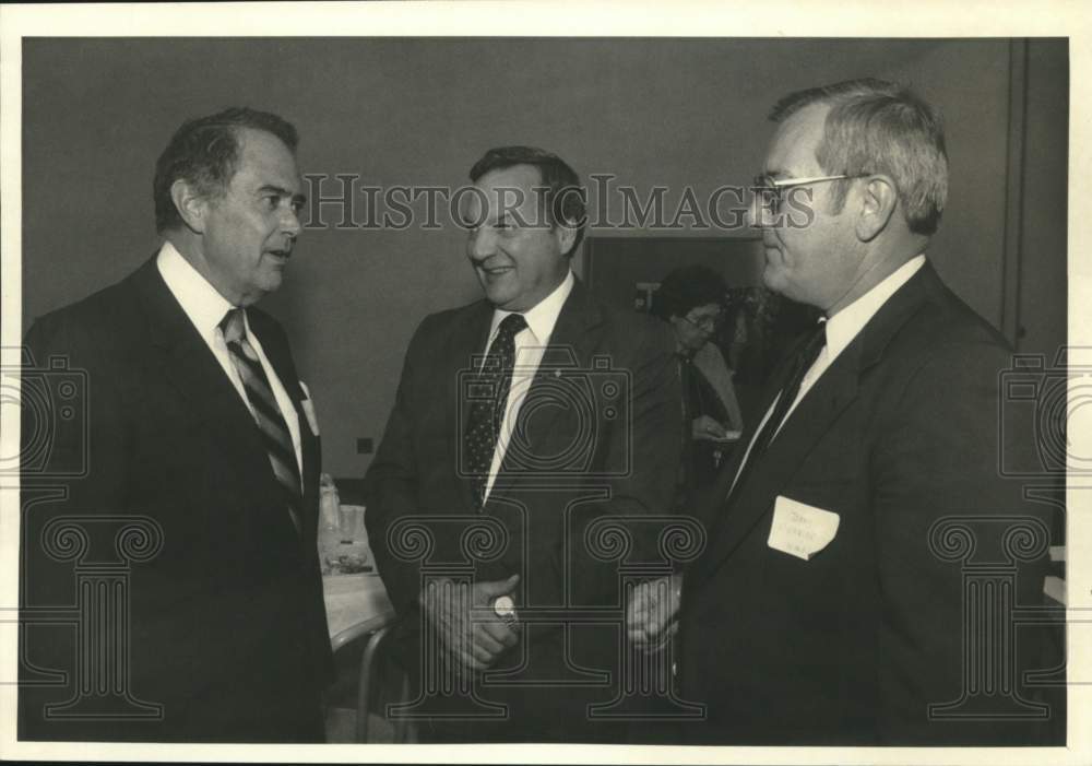 1986 Press Photo Officials at Syracuse University Special Olympics Reception- Historic Images