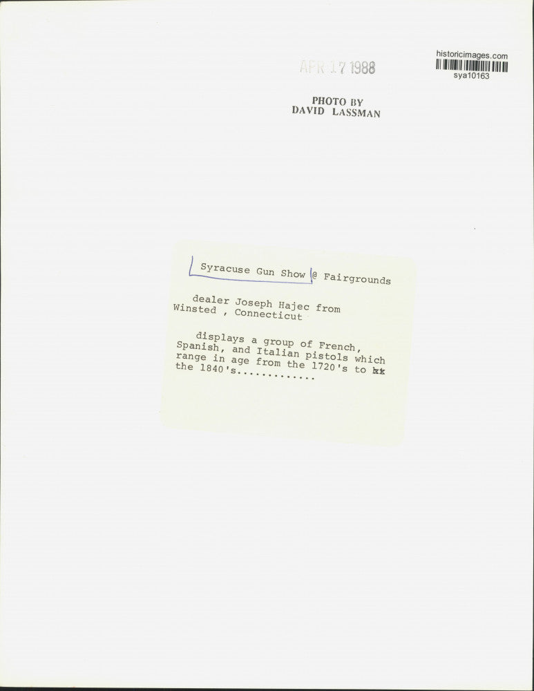 1988 Press Photo Gun Dealer Joseph Hajec at Syracuse State Fair Grounds Show