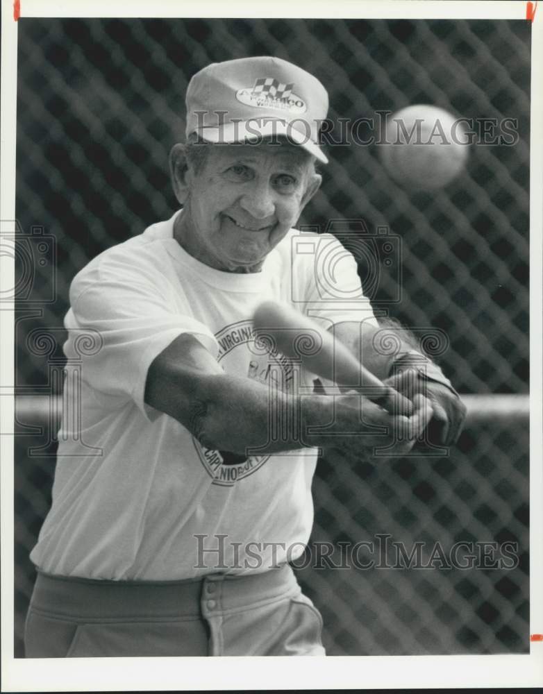 1991 Press Photo Art Lodes at Burnet Park Senior Day Softball Game in Syracuse- Historic Images