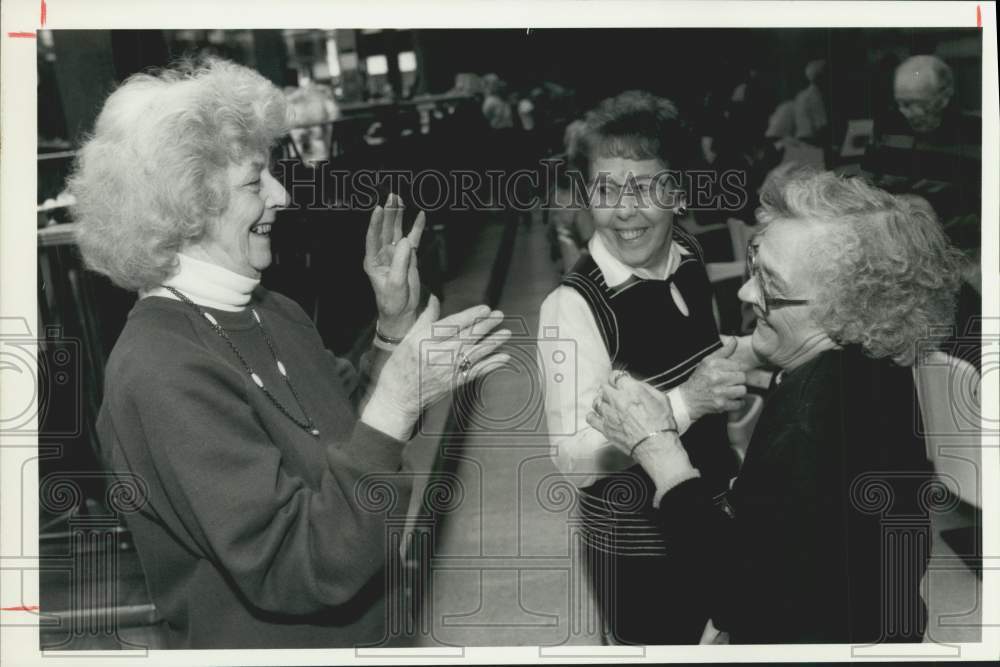 1990 Press Photo Louise Sefton, Senior League Bowler at Erie Boulevard Lanes- Historic Images