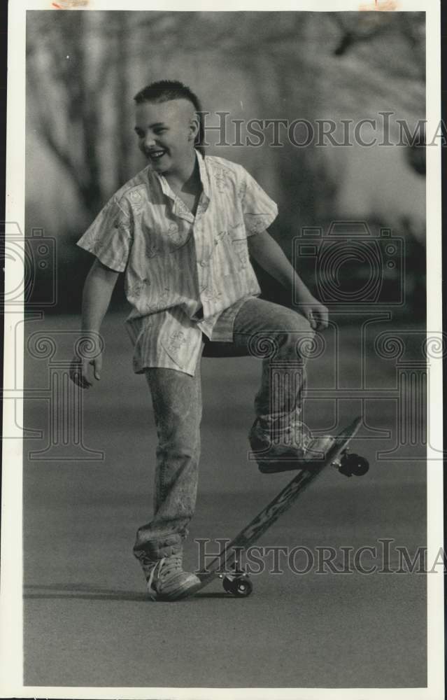 Press Photo Matt Young Riding Nash Skateboard - sya11004- Historic Images