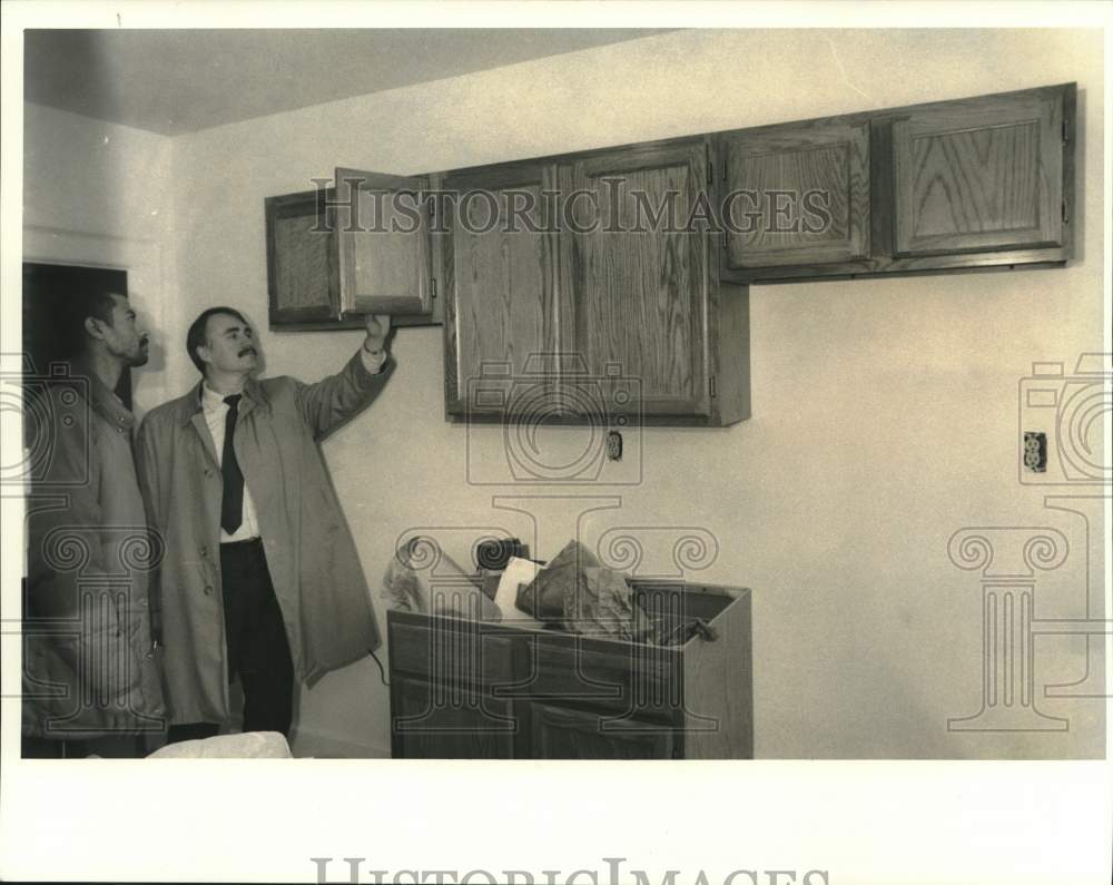 1988 Press Photo Syracuse Neighborhood Housing Director Thomas Francis