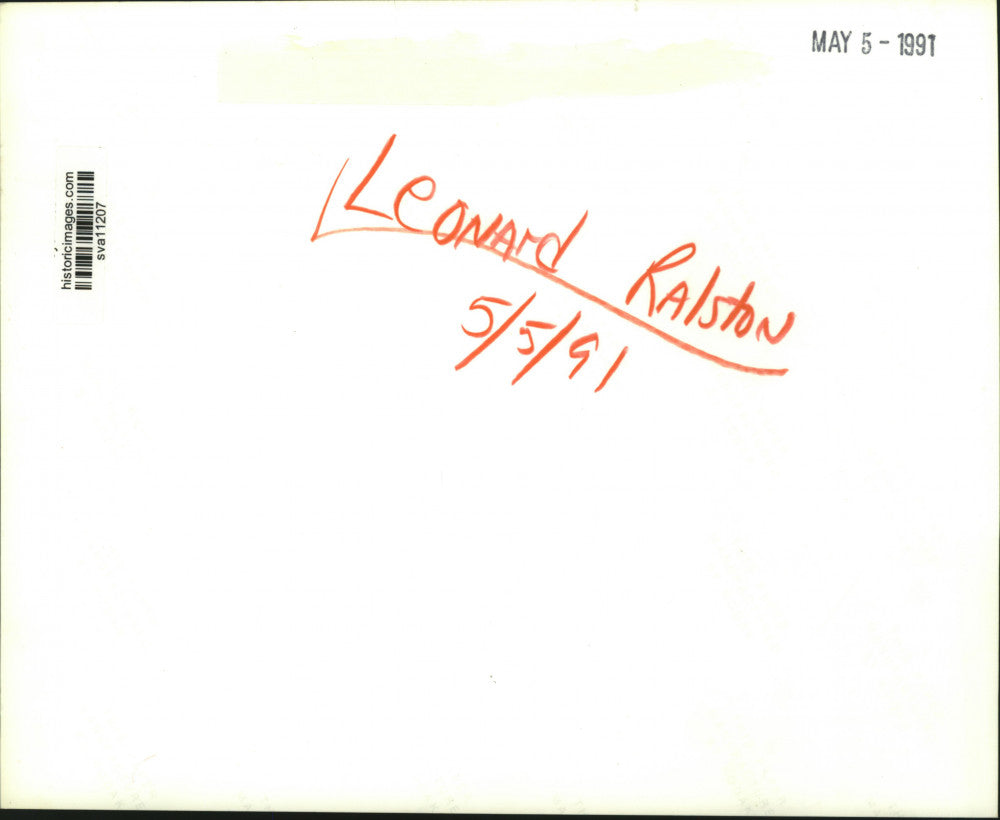 1991 Press Photo Leonard Ralston in Portrait - sya11207