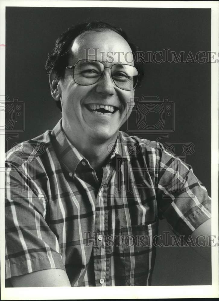 1989 Press Photo Michael McCabe, Syracuse Resident and Rock Concert Attendee