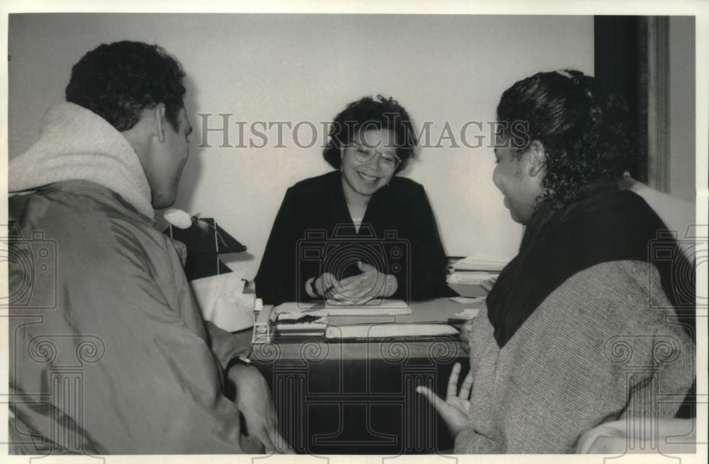 1987 Press Photo Eva Williams, Syracuse University New York Minority Recruiter- Historic Images