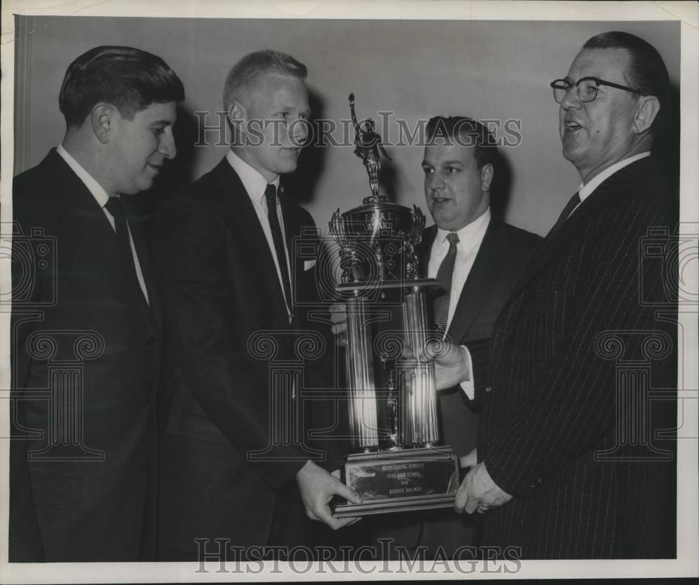 1957 Press Photo Ronnie Holmes at Italian American Athletic Club Award Event- Historic Images