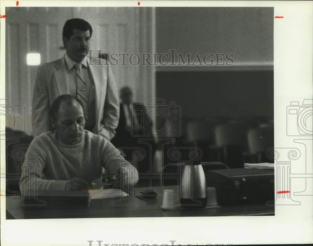 Press Photo Philip J. Guinta Jr. on Trial with Attorney George McAloon- Historic Images