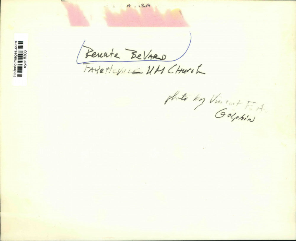 Press Photo Renate BeVard at Fayetteville United Methodist Church - sya18306