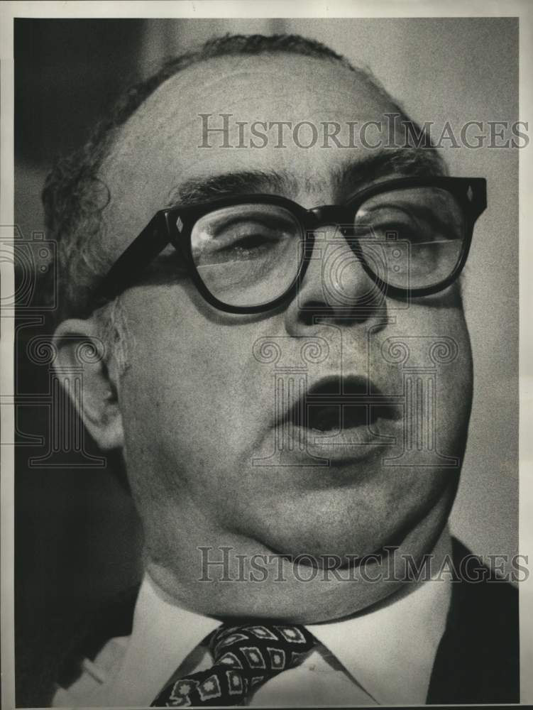 1982 Press Photo Humorist Art Buchwald - sya30316- Historic Images