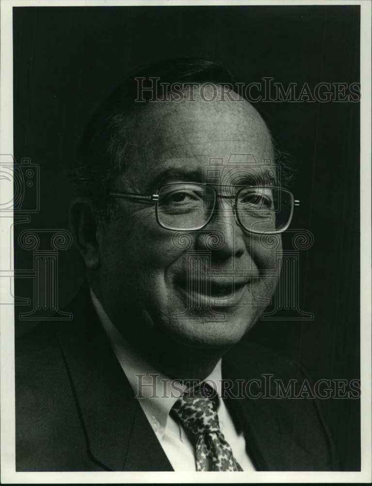 1988 Press Photo Dr. Harold Small, Perfume Tester - sya44191- Historic Images