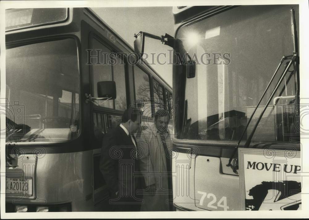 1987 Press Photo Syracuse Mayor Tom Young, Onondaga County Executive John Mulroy- Historic Images